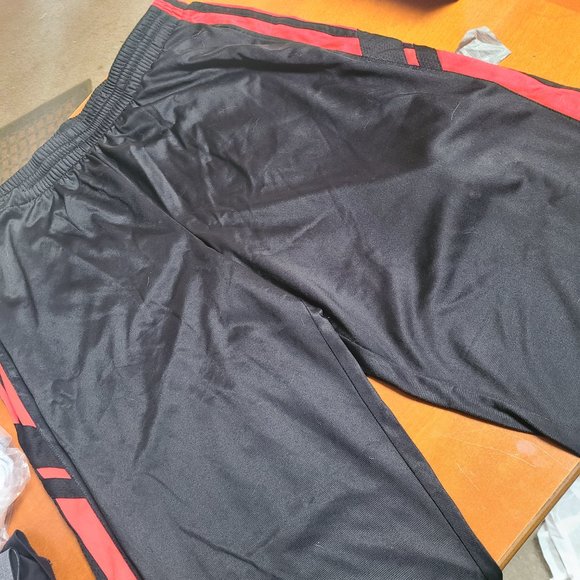 Jogging pants - Picture 2 of 2